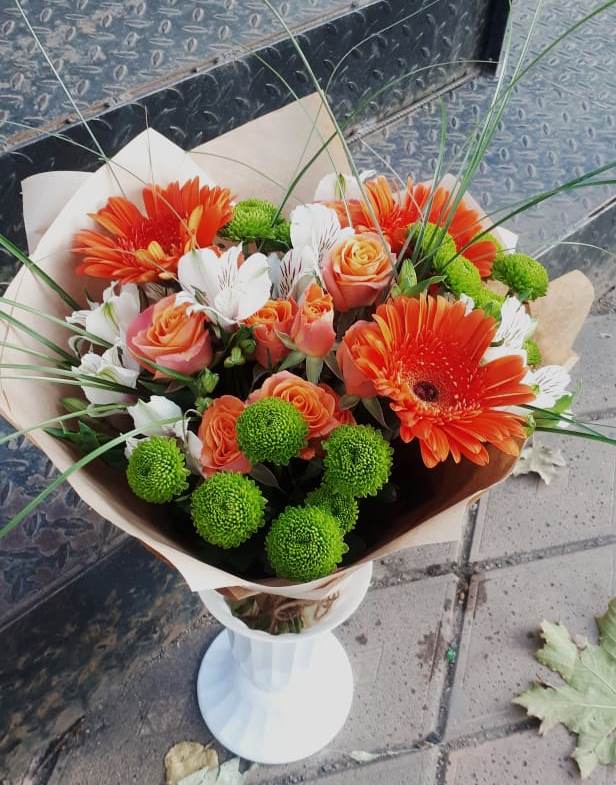 Букет цветов из: Герберы, Хризантемы, Альстромерии и Розы в Форносово