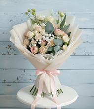 Букет цветов из:  Розы и Лизиантусы #REPLACE_PRED# Форносово