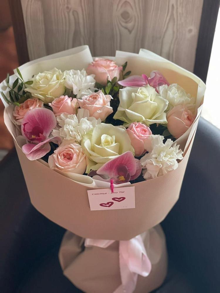 Букет цветов из: Орхидеи, Розы и Гвоздики в Форносово