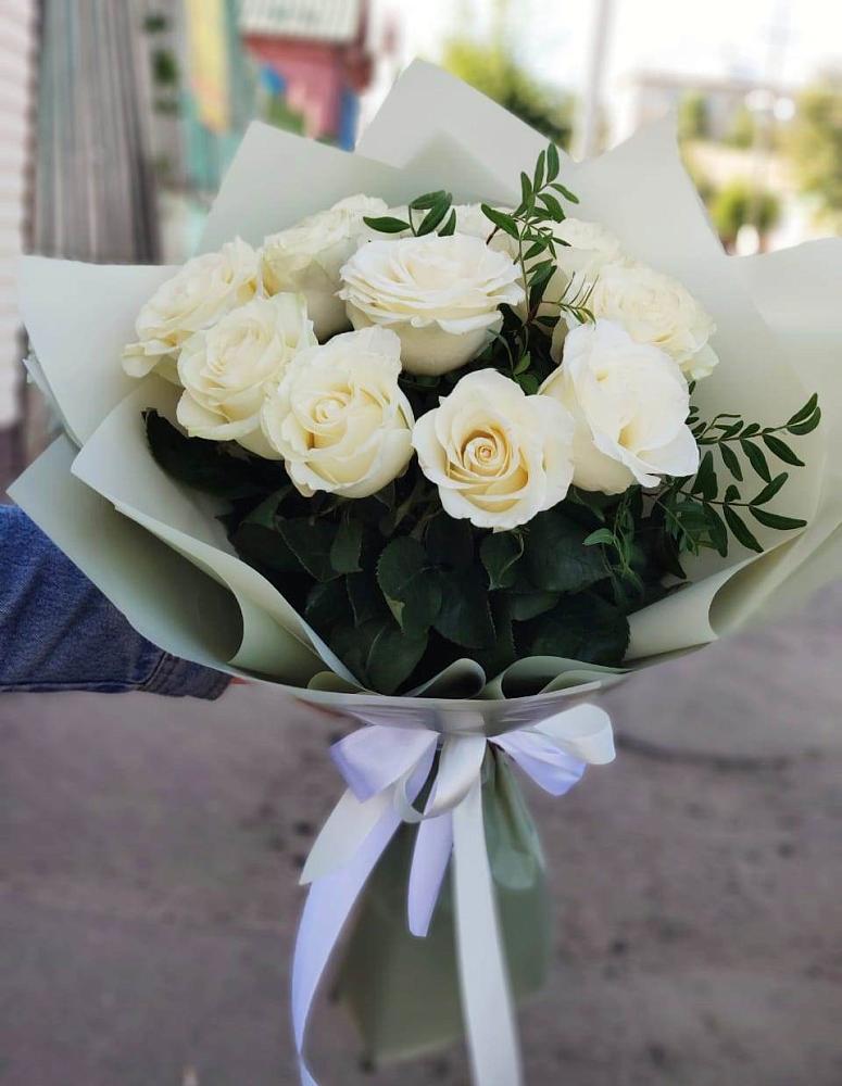 Букет Белые розы Проуд в Форносово