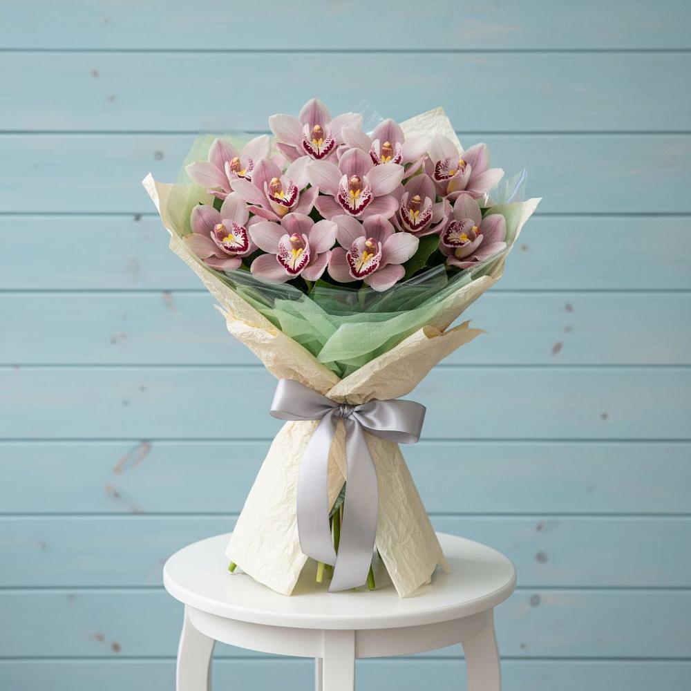 Букет цветов из: Орхидеи и Розы в Форносово