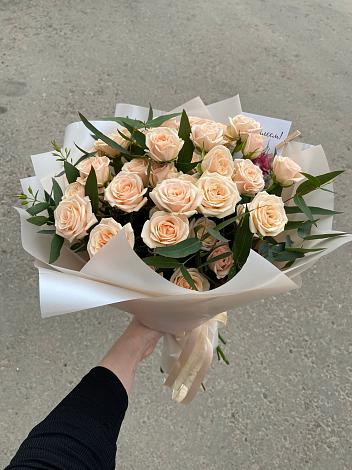 Букет Кремовые розы Латте в Форносово