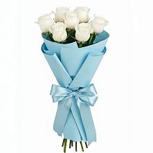 Букет 7 белых роз Проуд в Форносово