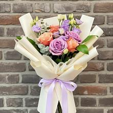 Букет цветов из:  Лизиантусы и Розы #REPLACE_PRED# Форносово