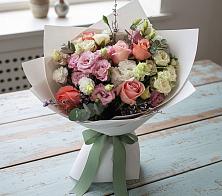 Букет цветов из:  Розы, Лизиантусы и Гвоздики в Форносово